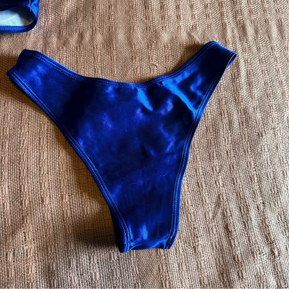 LIKE NEW Shimmer Satin Bikini Set - Picture 7 of 10